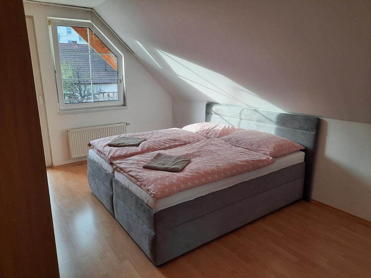Apartman Chiarita Nemšová 외부 사진